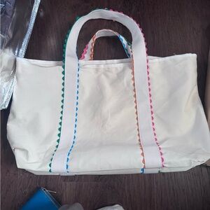 Tote bag